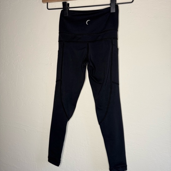 Zyia Active 'Light N Tight' Black Workout Leggings Size 4-5 Girl - Picture 4 of 5